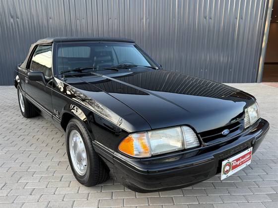 FORD MUSTANG 5.0 LX CONVERSÍVEL V8 GASOLINA 2P AUTOMÁTICO